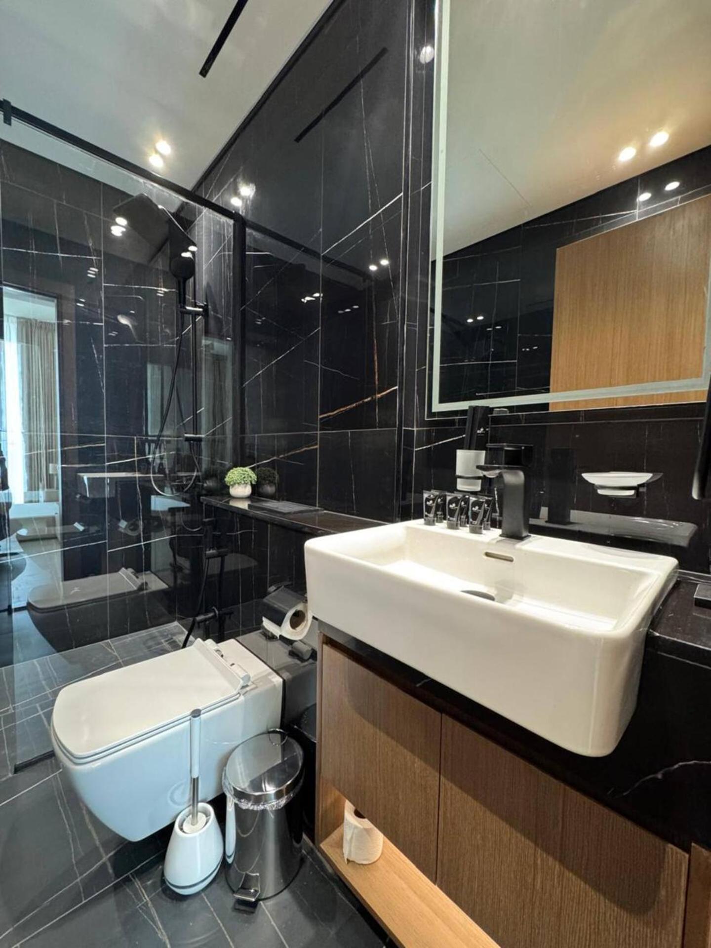 Dreamy & Cozy 1br In Jvc With Balcony * Dubai